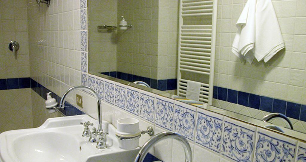 Residenza Sant'Emiliano Hotell Trevi Rum bild
